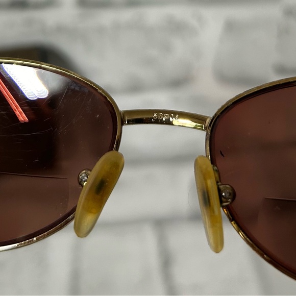 Vintage Fendi Sunglasses Made in Italy 130 Gold Black 90S - Picture 4 of 10